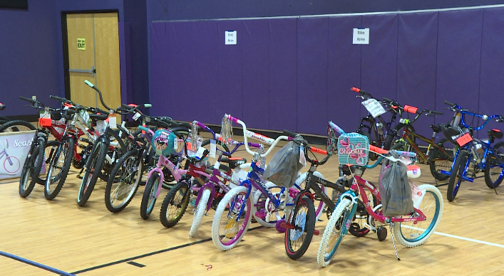 Voluntary Action Center distributes donations to families in need